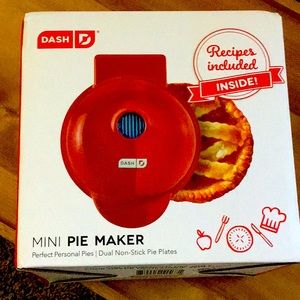 Dash Mini Pie Maker electric